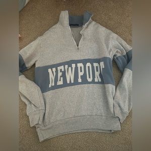 Brandy Melville Newport zip up